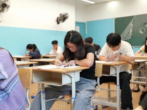 把老师送上“零模”考场，他们能拿多少分？